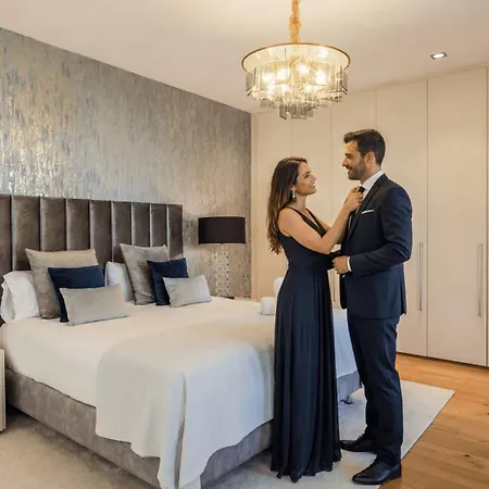 Vacation I Finesse, Luxury Villa, Golden Mile, Swimming-pools, Sauna, Spa, Gym, Minutes From Golfs And Beaches Willa *