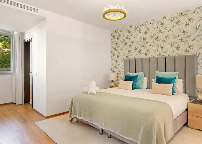 Vacation I Finesse, Luxury Villa, Golden Mile, Swimming-pools, Sauna, Spa, Gym, Minutes From Golfs And Beaches Μαρμπέλλα