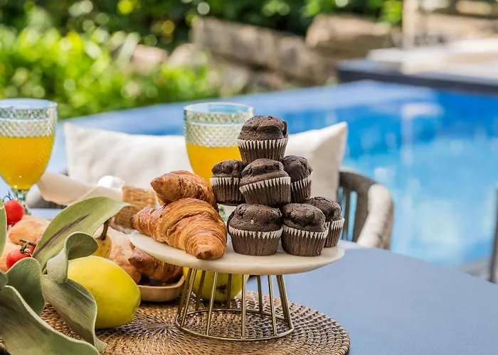 Vacation I Finesse, Luxury Villa, Golden Mile, Swimming-pools, Sauna, Spa, Gym, Minutes From Golfs And Beaches Willa Marbella