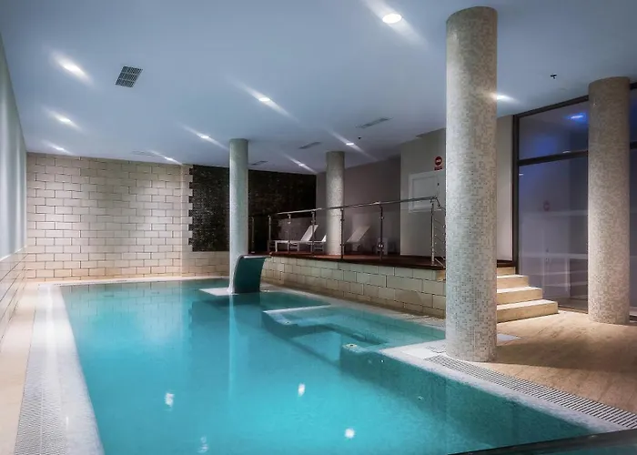 Vacation I Finesse, Luxury Villa, Golden Mile, Swimming-pools, Sauna, Spa, Gym, Minutes From Golfs And Beaches Βίλα *