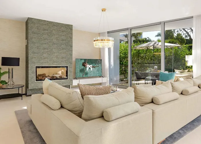 Vacation I Finesse, Luxury Villa, Golden Mile, Swimming-pools, Sauna, Spa, Gym, Minutes From Golfs And Beaches