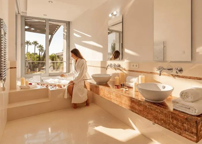 Vacation I Finesse, Luxury Villa, Golden Mile, Swimming-pools, Sauna, Spa, Gym, Minutes From Golfs And Beaches Βίλα Μαρμπέλλα