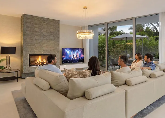 Willa Vacation I Finesse, Luxury Villa, Golden Mile, Swimming-pools, Sauna, Spa, Gym, Minutes From Golfs And Beaches Marbella