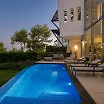 Villa Vacation I Finesse, Luxury Villa, Golden Mile, Swimming-pools, Sauna, Spa, Gym, Gated Community, Minutes From Golfs And Beaches *